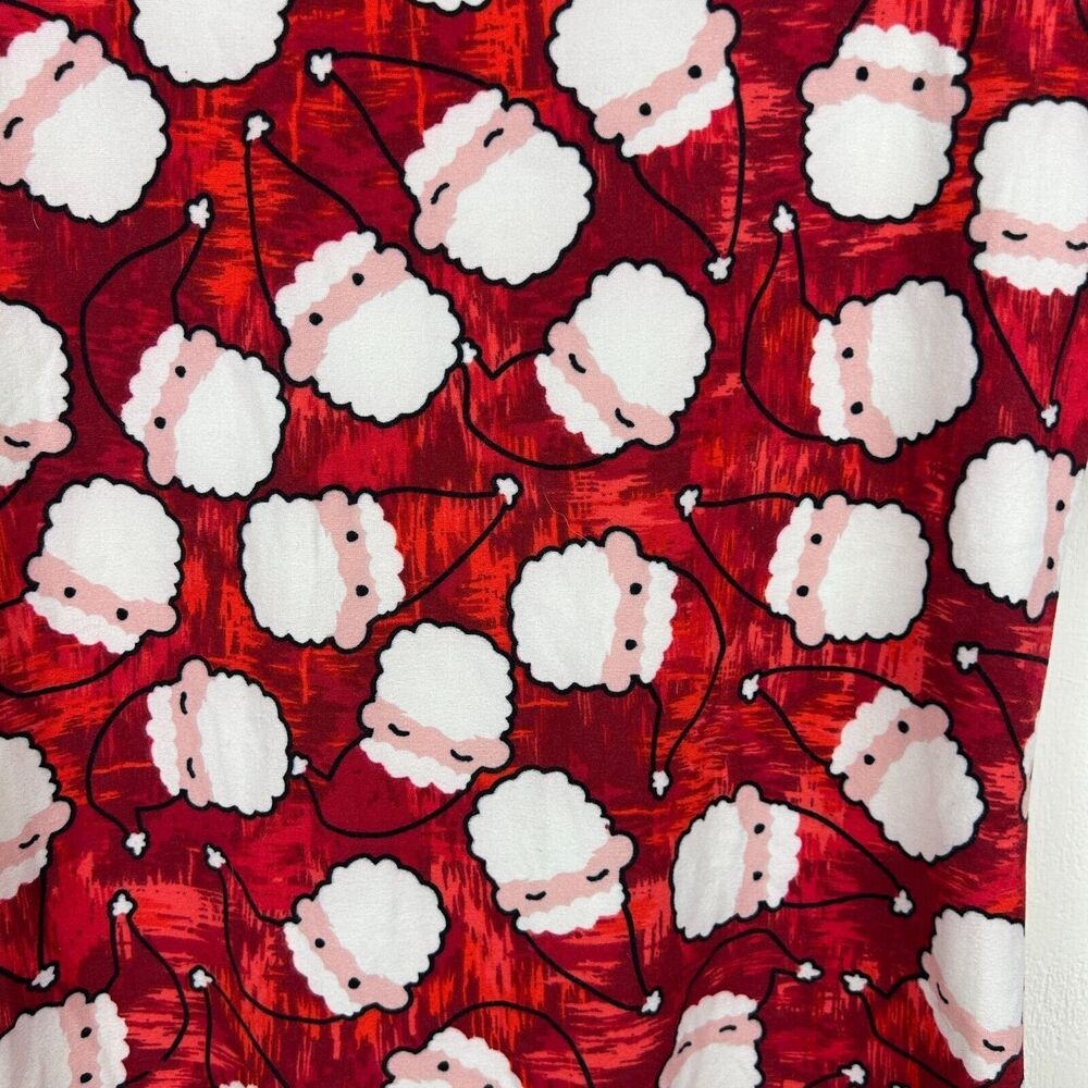 LuLaRoe Gigi Shirt Womens XXS Red Santas Christmas Santa Hats Holiday Ladies - Picture 2 of 9